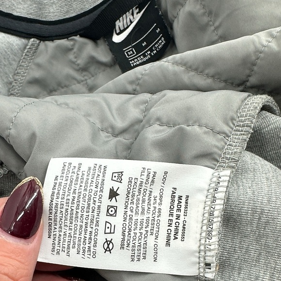 Nike Tech Pack Quilted Crewneck Sweatshirt in grey athletic academic sz M - Picture 3 of 9
